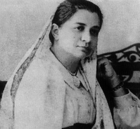 भीकाजी कामा: विदेश में लहराया तिरंगा, गूंजी आजादी की हुंकार
