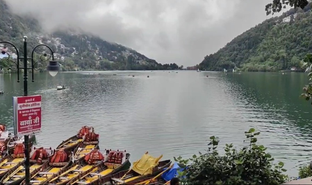 उत्तराखंड नैनी झील का एयरेशन सिस्टम हुआ जर्जर, ऑक्सीजन का स्तर हुआ कम उत्तराखंड नैनी झील का एयरेशन सिस्टम हुआ जर्जर, ऑक्सीजन का स्तर हुआ कम