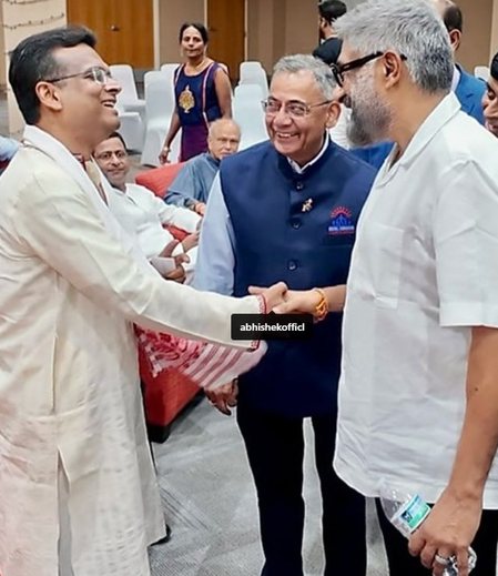 विवेक रंजन ने शिकागो में की भारत के महावाणिज्यदूत से मुलाकात, 'द बंगाल फाइल्स' को मिले सपोर्ट के लिए जताया आभार