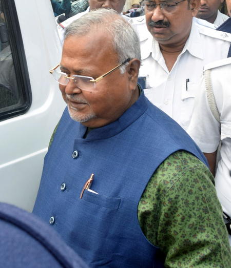 Hearing on bail petition of Partha Chatterjee in Bengal school jobs case postponed