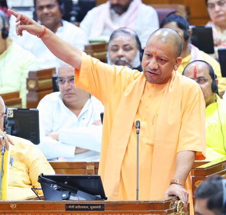 सीएम योगी का पीडीए पर तंज, कहा- परिवार डेवलपमेंट अथॉरिटी ने विपक्ष को बनाया कूप मंडूक सीएम योगी का पीडीए पर तंज, कहा- परिवार डेवलपमेंट अथॉरिटी ने विपक्ष को बनाया कूप मंडूक