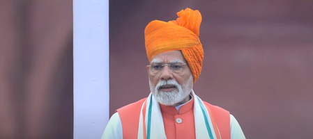 PM Modi hoists Tricolour at Red Fort, says this festival of freedom moment of pride in collective achievements