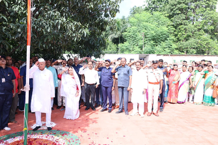 Bihar leaders mark 79th I-Day with flag hoisting events, tributes