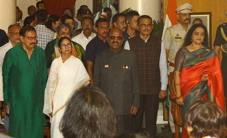 Bengal CM Mamata meets Governor Bose at Raj Bhavan on I-Day