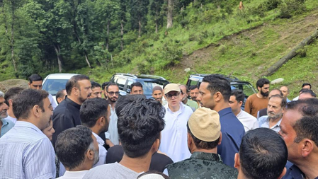 Omar Abdullah visits Kishtwar cloudburst site, announces relief & rehabilitation measures