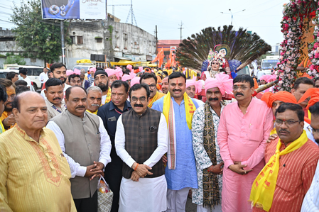 भगवान श्रीकृष्ण के जीवन से कर्म और धर्म की मिलती है प्रेरणा : राकेश सिंह
