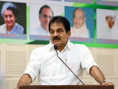 ECI shrugging all responsibilities in the face of grave allegations: Congress
