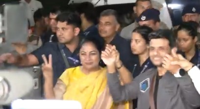 CM Rekha Gupta, Union Minister Jitendra Singh receive astronaut Shubhanshu Shukla at Delhi airport