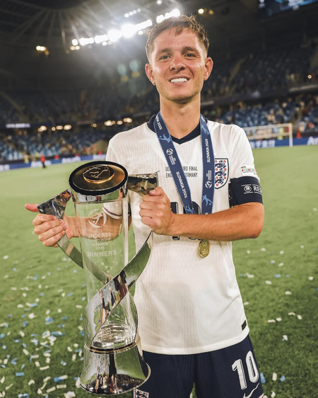 McAtee leaves Man City to join Nottingham Forest on five-year deal