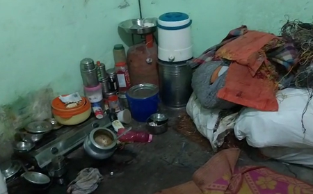 Man kills wife in Delhi's Seelampur, walks into police station to confess crime