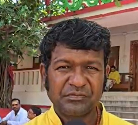 दीघा जगन्नाथ मंदिर विवाद पर सुदर्शन पटनायक ने पुरी के शंकराचार्य से मुलाकात की दीघा जगन्नाथ मंदिर विवाद पर सुदर्शन पटनायक ने पुरी के शंकराचार्य से मुलाकात की