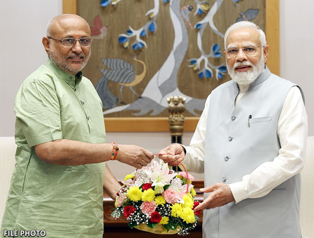 NDA Vice President-nominee Radhakrishnan expresses gratitude to PM Modi, Amit Shah, Fadnavis