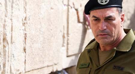Israeli army chief to begin Gaza City assault 'soon' Israeli army chief to begin Gaza City assault 'soon'