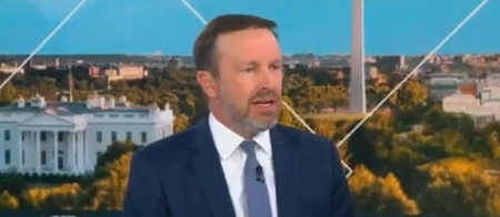 'Embarrassment for the United States': Democrat Senator on Trump-Putin meeting