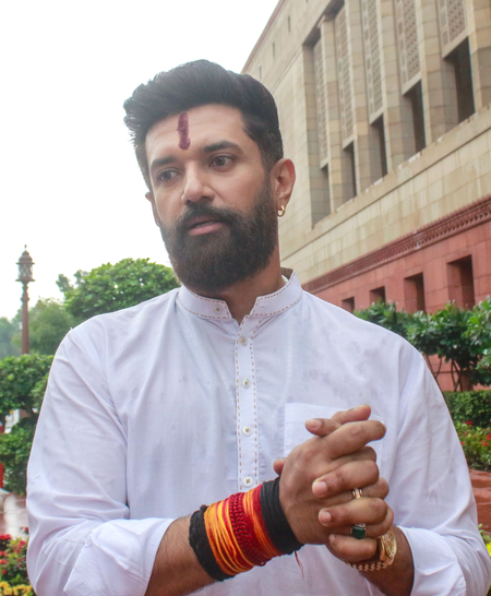 जब कांग्रेस सत्ता में थी, तो उन्हें चुनाव आयोग से कोई आपत्ति नहीं रही चिराग पासवान जब कांग्रेस सत्ता में थी, तो उन्हें चुनाव आयोग से कोई आपत्ति नहीं रही चिराग पासवान