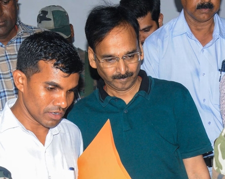 झारखंड शराब घोटाले में जेल में बंद निलंबित आईएएस विनय चौबे को एसीबी कोर्ट ने दी जमानत