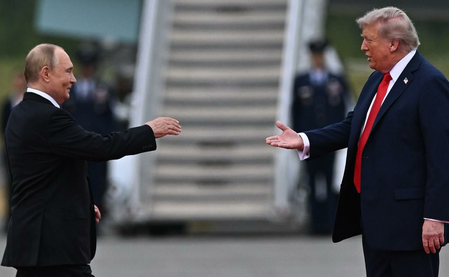 Trump dials Putin, discusses holding trilateral meeting with Zelensky: Kremlin