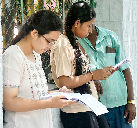 460 students went abroad under National Oversees Scholarship in last five years: Govt tells Lok Sabha 460 students went abroad under National Oversees Scholarship in last five years: Govt tells Lok Sabha