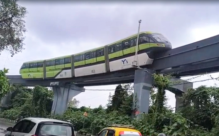 200 passengers stuck in Mumbai Monorail being rescued: BMC