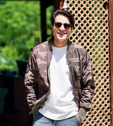 Sunny Hinduja: I love biographies
