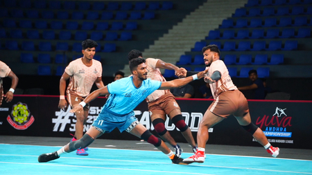 Kurnool Knights win twice, Amravati Crushers extend unbeaten streak on Day 5 of Yuva Andhra C'ship