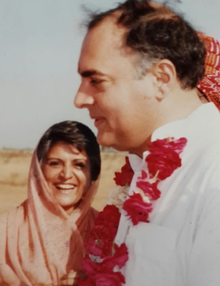 राजीव गांधी की 81वीं जयंती पर बॉलीवुड एक्ट्रेस बीना काक ने दी श्रद्धांजलि