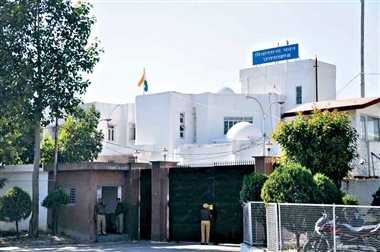 उत्तराखंड अल्पसंख्यक शिक्षा विधेयक 2025 विधानसभा से पास, होगा खत्म मदरसा बोर्ड
