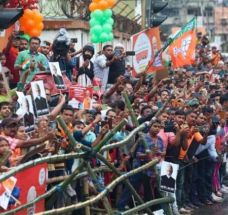 'Grateful to people of Kolkata for affection', says PM Modi