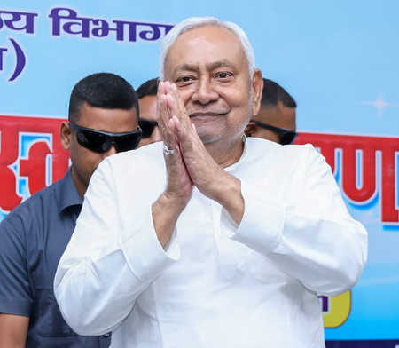 बिहार में औद्योगिक क्रांति की ओर बड़ा कदम, मुख्यमंत्री नीतीश ने औद्योगिक निवेश प्रोत्साहन पैकेज किया लागू बिहार में औद्योगिक क्रांति की ओर बड़ा कदम, मुख्यमंत्री नीतीश ने औद्योगिक निवेश प्रोत्साहन पैकेज किया लागू