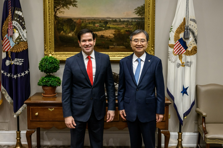South Korean, US top diplomats discuss alliance advancement ahead of Lee-Trump summit South Korean, US top diplomats discuss alliance advancement ahead of Lee-Trump summit