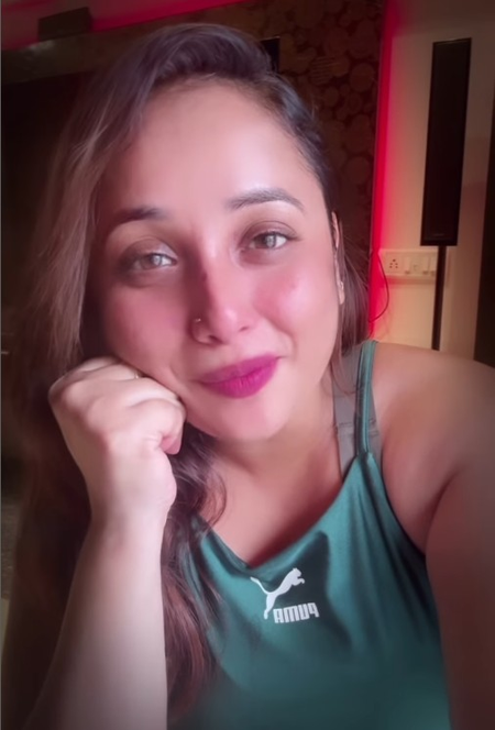 मनोरंजन से भरपूर है रानी चटर्जी की सास-बहू चली स्वर्ग लोक, आज हो रहा है टीवी प्रीमियर मनोरंजन से भरपूर है रानी चटर्जी की सास-बहू चली स्वर्ग लोक, आज हो रहा है टीवी प्रीमियर