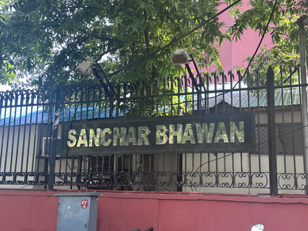 Govt temporarily suspends booking of postal services destined for US from Aug 25 Govt temporarily suspends booking of postal services destined for US from Aug 25