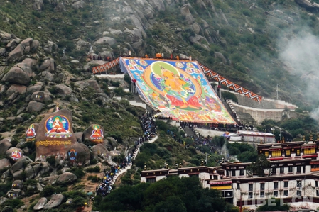 ल्हासा में 2025 श्वेतुन महोत्सव शुरू, विभिन्न सांस्कृतिक कार्यक्रमों का आयोजन ल्हासा में 2025 श्वेतुन महोत्सव शुरू, विभिन्न सांस्कृतिक कार्यक्रमों का आयोजन