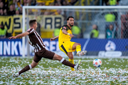 St. Pauli bounce back to hold Dortmund in six-goal thriller St. Pauli bounce back to hold Dortmund in six-goal thriller