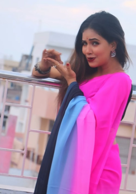 पहली पहली बार मोहब्बत से लेकर मजनूआ पर भीड़ तक... त्रिशा कर ने बनाई शानदार रील पहली पहली बार मोहब्बत से लेकर मजनूआ पर भीड़ तक... त्रिशा कर ने बनाई शानदार रील