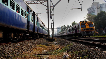 मुंबई गणपति उत्सव के लिए मध्य रेलवे ने कसी कमर, चलाई जाएंगी 306 स्पेशल ट्रेनें मुंबई गणपति उत्सव के लिए मध्य रेलवे ने कसी कमर, चलाई जाएंगी 306 स्पेशल ट्रेनें