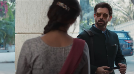 ब्लैकमेल, बवाल और बुलेट्स… 'एक चतुर नार' का ट्रेलर रिलीज, दिव्या ने उड़ाए नील के होश