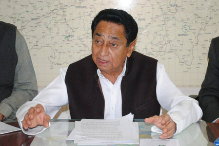 मध्य प्रदेश दिग्विजय-कमलनाथ आमने-सामने, भाजपा ने ली चुटकी मध्य प्रदेश दिग्विजय-कमलनाथ आमने-सामने, भाजपा ने ली चुटकी