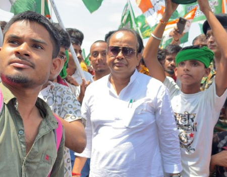 बिहार में बदलाव, नीतीश और भाजपा का सफाया तय इरफान अंसारी बिहार में बदलाव, नीतीश और भाजपा का सफाया तय इरफान अंसारी
