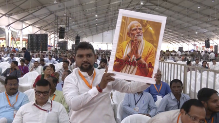 Locals laud PM Modi's Ahmedabad visit, say 'India moving towards becoming a developed nation'