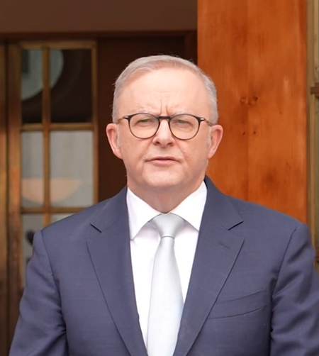 Australia expels Iranian ambassador over 'antisemitic attacks' Australia expels Iranian ambassador over 'antisemitic attacks'
