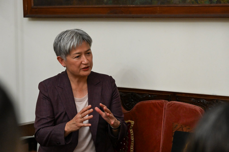 Australia expels Iranian ambassador, suspends operations at Embassy in Tehran over anti-semitic attacks Australia expels Iranian ambassador, suspends operations at Embassy in Tehran over anti-semitic attacks