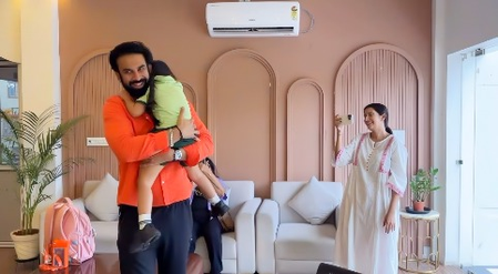 Charu Asopa records emotional reunion of ex-husband Rajeev Sen & daughter Ziaana Charu Asopa records emotional reunion of ex-husband Rajeev Sen & daughter Ziaana