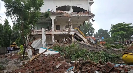 After razing Machhli family mansions, Bhopal administration begins land demarcation