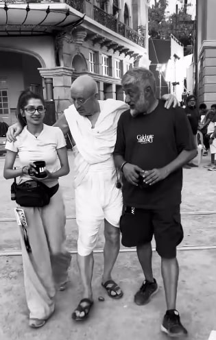 ‘द बंगाल फाइल्स’ में महात्मा गांधी की भूमिका में अनुपम खेर, विवेक अग्निहोत्री ने की तारीफ
