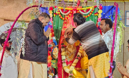 उत्तराखंड मसूरी में गणपति महोत्सव का भव्य शुभारंभ, कैबिनेट मंत्री गणेश जोशी ने की पूजा-अर्चना उत्तराखंड मसूरी में गणपति महोत्सव का भव्य शुभारंभ, कैबिनेट मंत्री गणेश जोशी ने की पूजा-अर्चना
