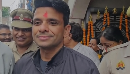 लखनऊ में अपने घर पहुंचे शुभांशु शुक्ला, माता-पिता बोले 'हमारी बात का बेटे ने रखा मान'