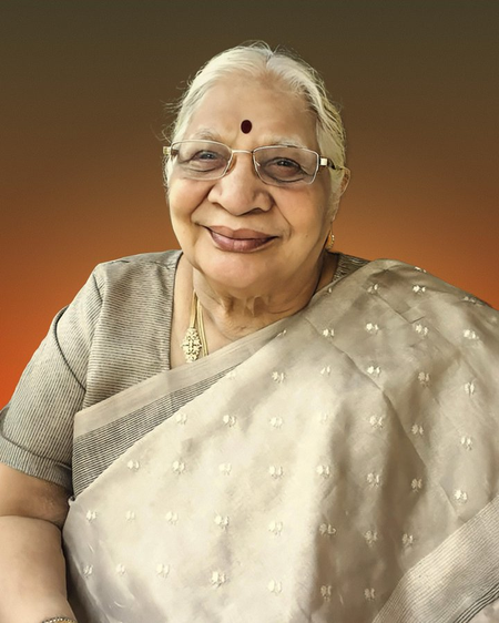 Allu Arjun's grandmother Allu Kanakaratnam passes away; actor Ram Charan cancels shoot to participate in last rites Allu Arjun's grandmother Allu Kanakaratnam passes away; actor Ram Charan cancels shoot to participate in last rites