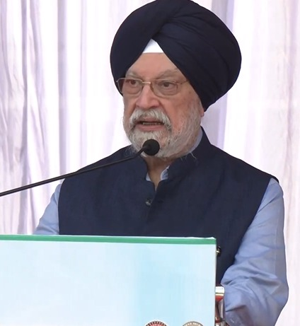 पीएम मोदी की नीतियों ने ऊर्जा क्षेत्र को नई ऊंचाइयों तक पहुंचाया हरदीप सिंह पुरी पीएम मोदी की नीतियों ने ऊर्जा क्षेत्र को नई ऊंचाइयों तक पहुंचाया हरदीप सिंह पुरी
