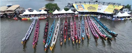 Punnamada lake erupts as 71st Nehru Trophy boat race unfolds in Kerala's Alapuzzha